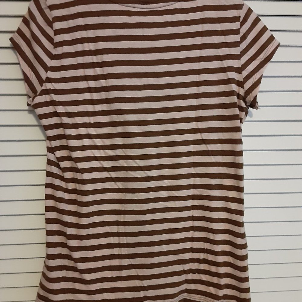 Striped t shirt. Gap - Picture 2 of 2